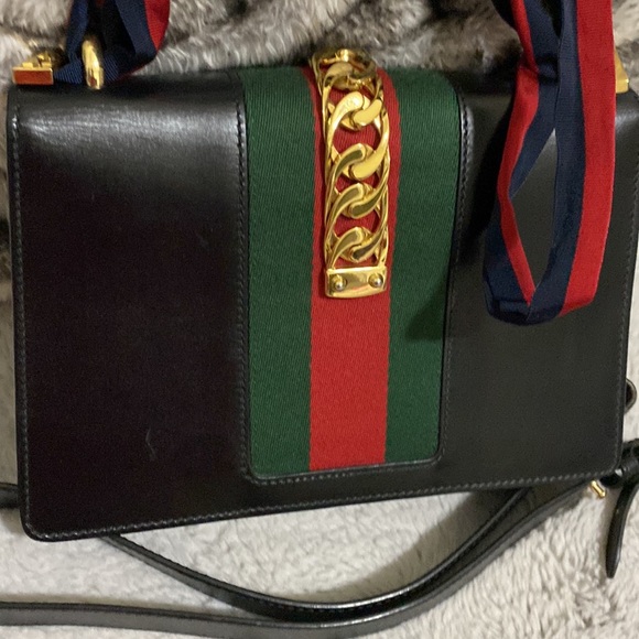Gucci bag - Picture 3 of 16